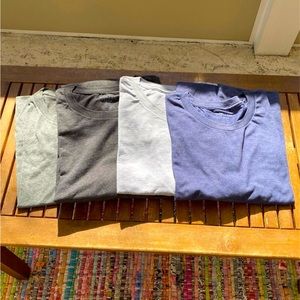 4 pack t-shirts, sz M